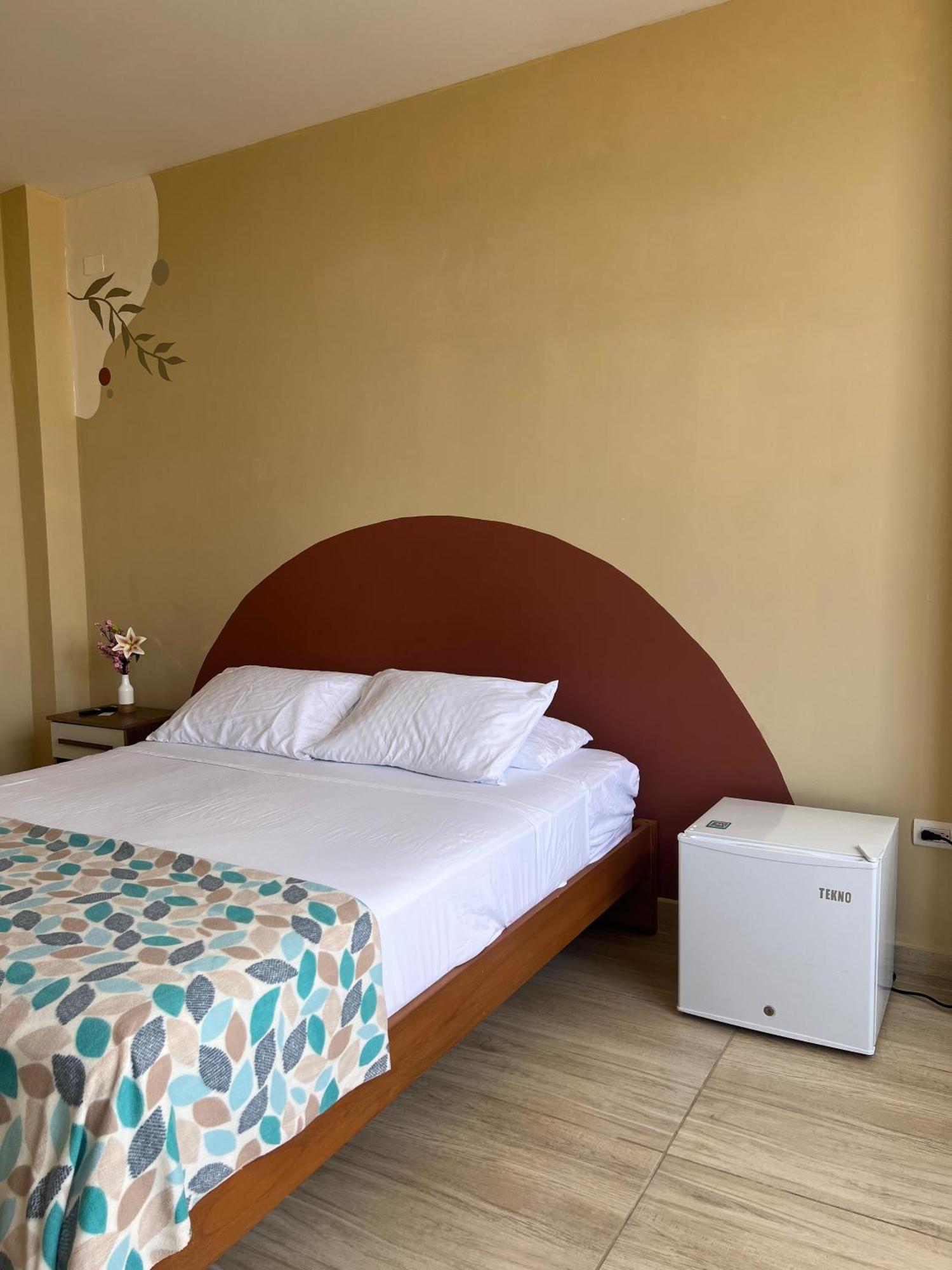 Ohana Beach Hotel Playas Zimmer foto