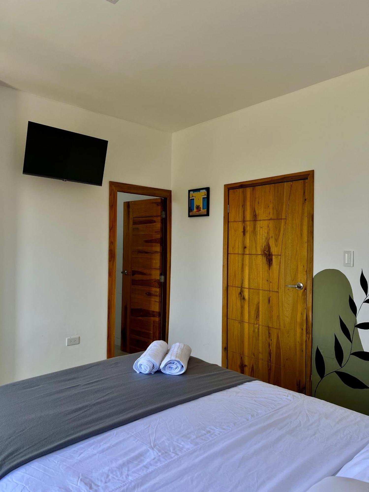 Ohana Beach Hotel Playas Exterior foto